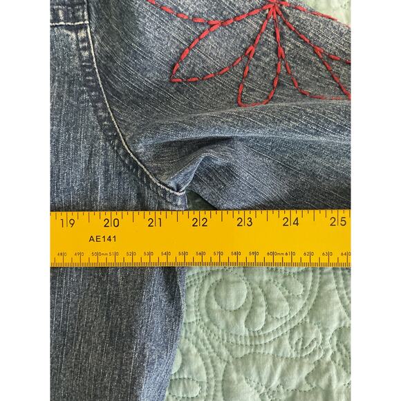 Alfred Dunner Petite Embroidered Floral Denim Jacket 12P Dark Wash - Picture 10 of 11